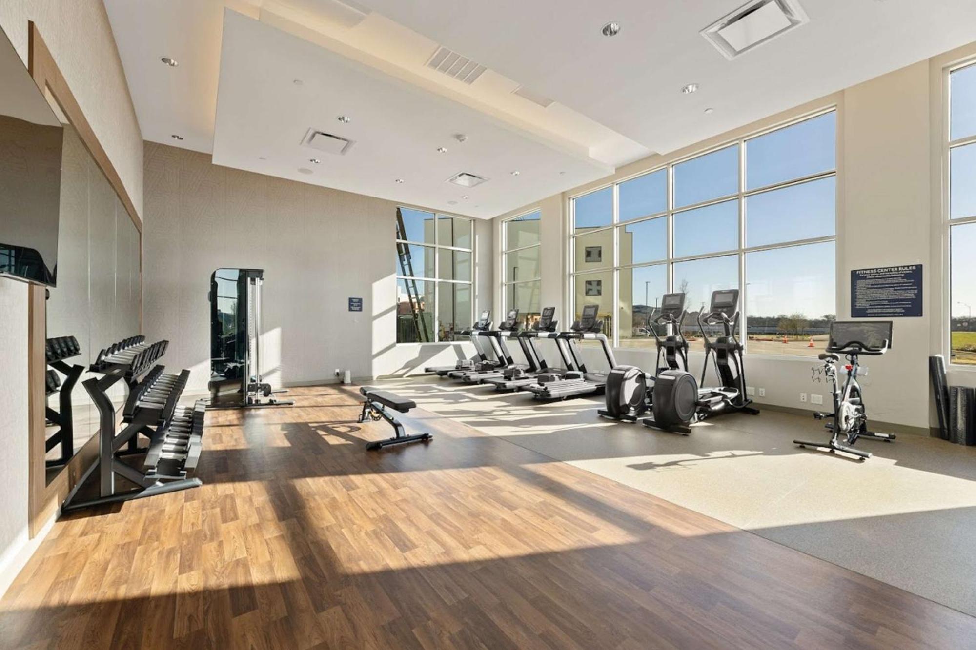 Embassy By Hilton Colinas