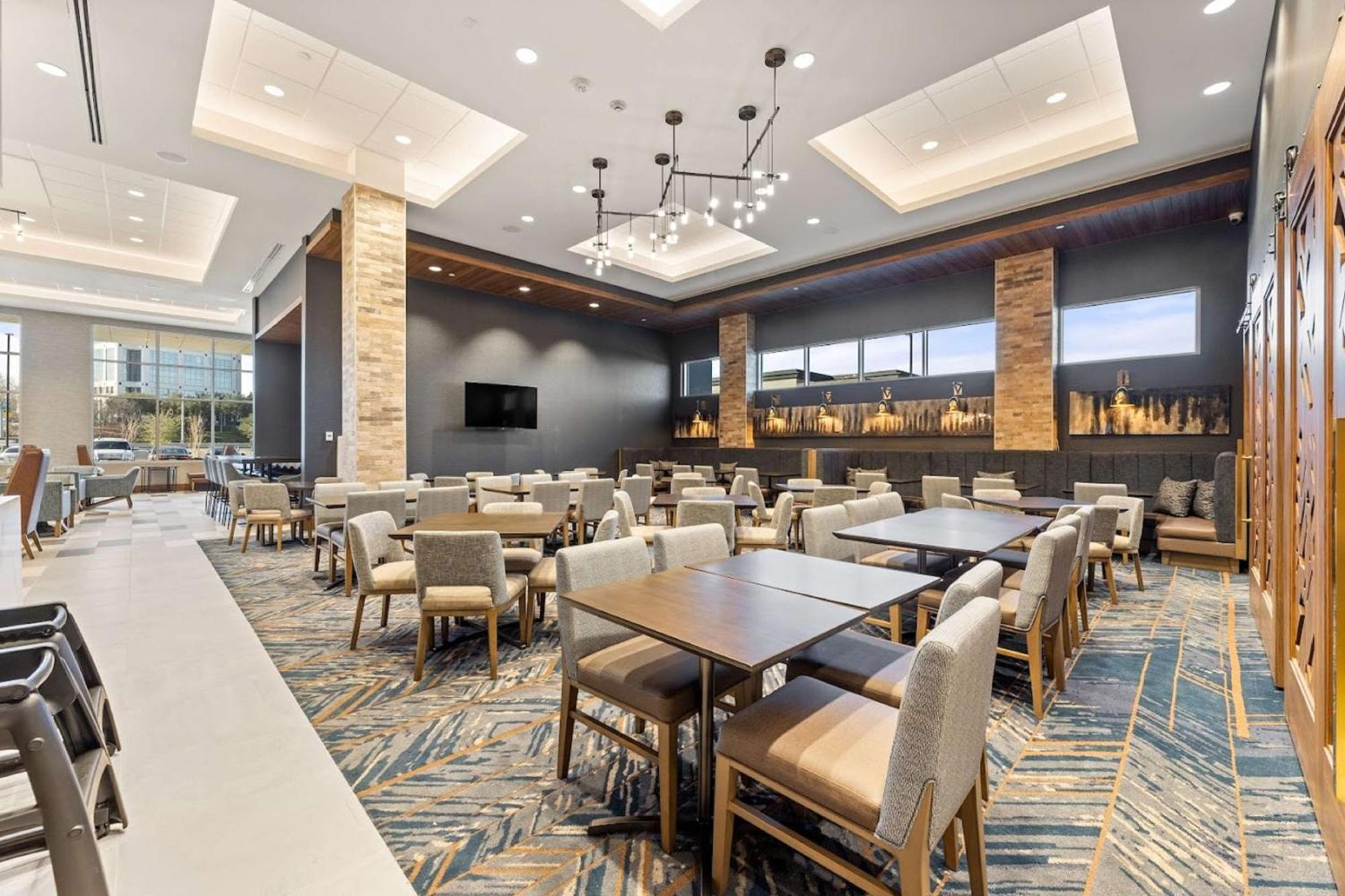 Embassy By Hilton Colinas Hotel 4*