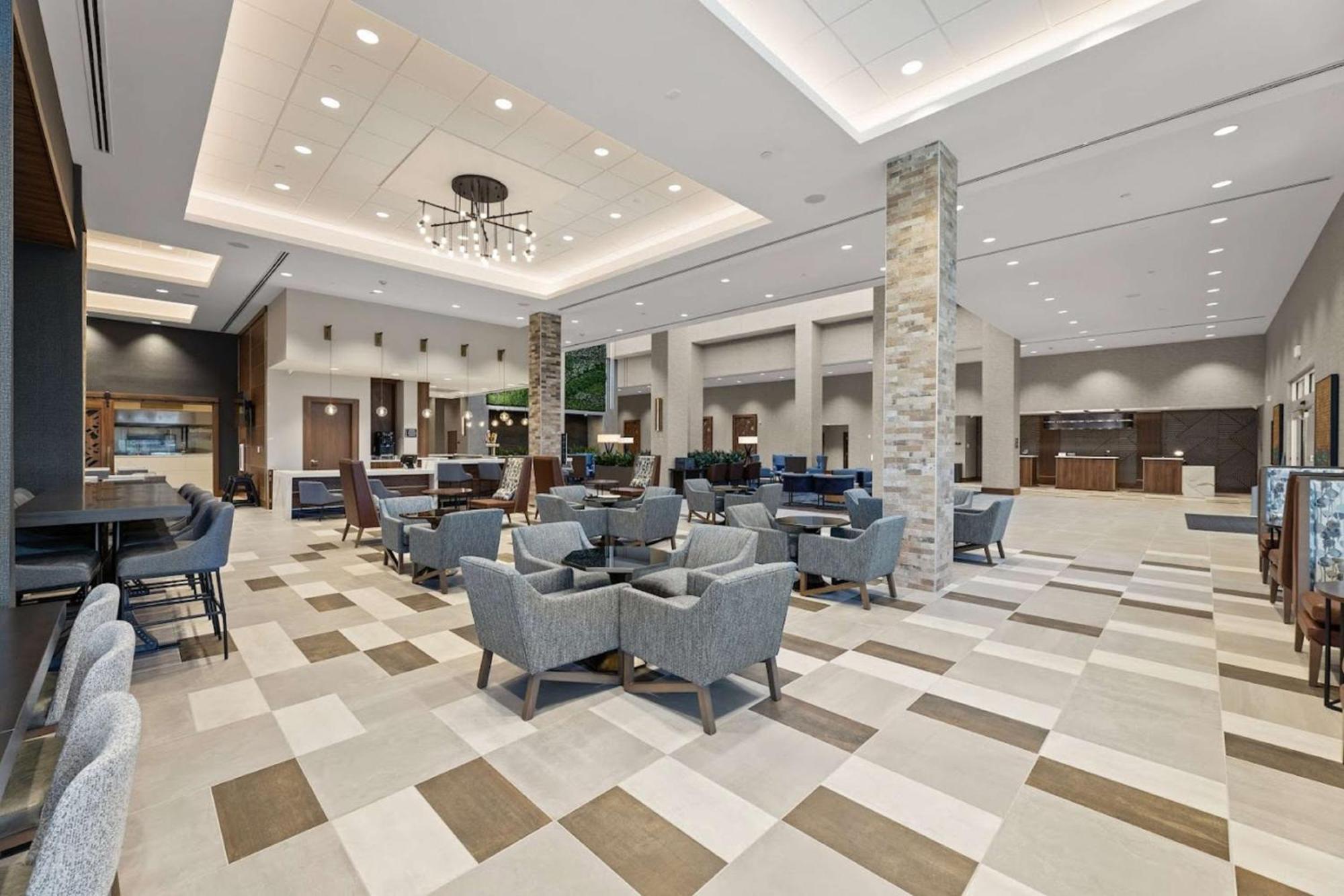 Hotel Embassy By Hilton Colinas Irving